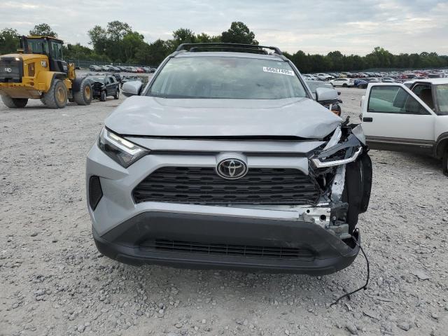2T3W1RFV2SW373943 - 2025 TOYOTA RAV4 XLE 银色 照片 5