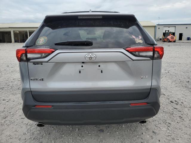2T3W1RFV2SW373943 - 2025 TOYOTA RAV4 XLE 银色 照片 6