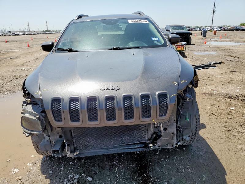 1C4PJMBS6GW300134 - 2016 JEEP CHEROKEE TRAILHAWK ნაცრისფერი ფოტო 5