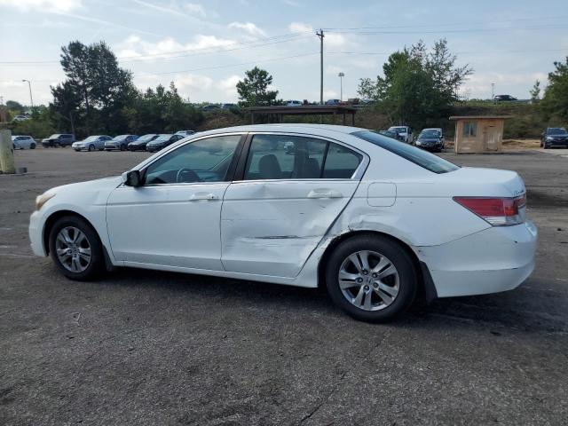 1HGCP2F62BA103368 - 2011 HONDA ACCORD SE WHITE photo 2
