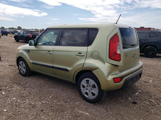 KNDJT2A58D7589507 - 2013 KIA SOUL GREEN photo 2