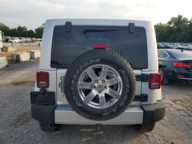 1C4BJWEG0CL274977 - 2012 JEEP WRANGLER U SAHARA Արծաթագույն լուսանկար 6