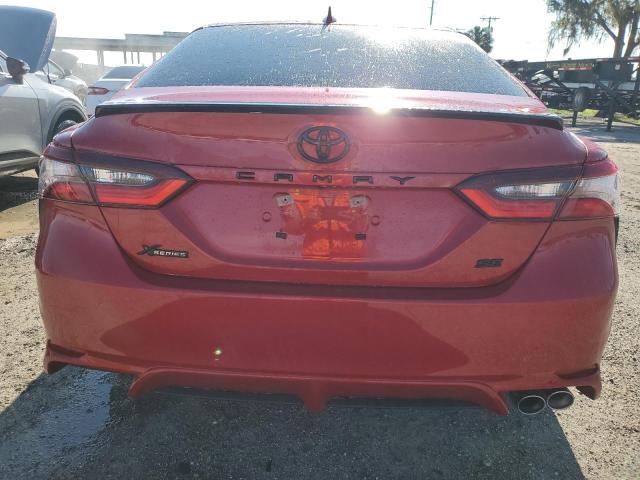 4T1T11AK6PU089507 - 2023 TOYOTA CAMRY SE NIGHT SHADE RED photo 6