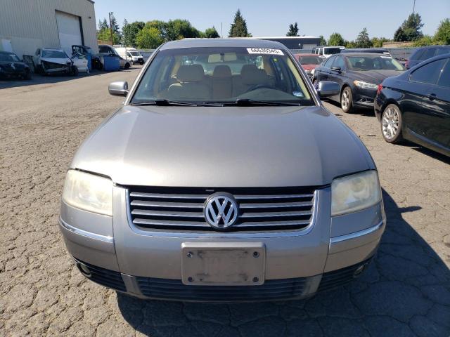 WVWPD63B01P074014 - 2001 VOLKSWAGEN PASSAT GLS Сұр фото 5