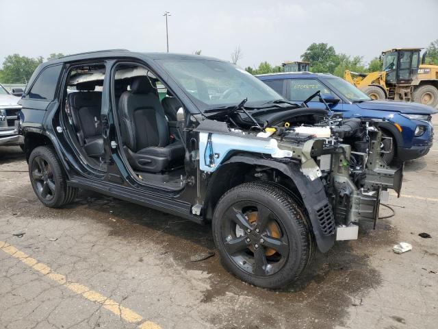 1C4RJHAG2SC311879 - 2025 JEEP GRAND CHER LAREDO Սև լուսանկար 4