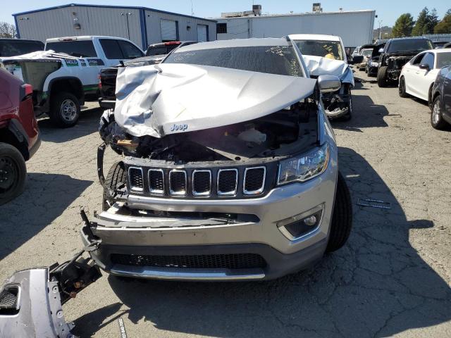 3C4NJCCB3LT152623 - 2020 JEEP COMPASS LIMITED GRAY photo 5