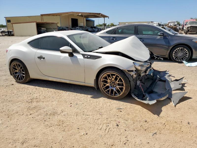 JF1ZNAA18D2712102 - 2013 TOYOTA SCION FR-S თეთრი ფოტო 4