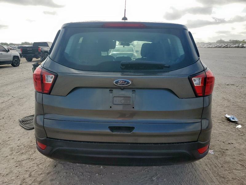 1FMCU0F78KUA24477 - 2019 FORD ESCAPE S GRAY photo 6