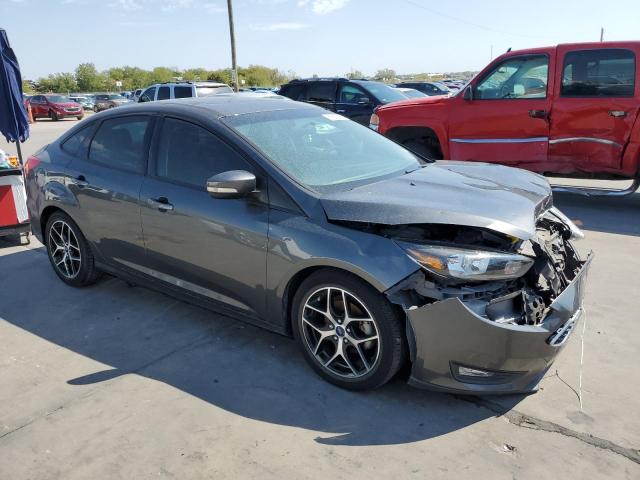 1FADP3H25HL204538 - 2017 FORD FOCUS SEL GRAY photo 4