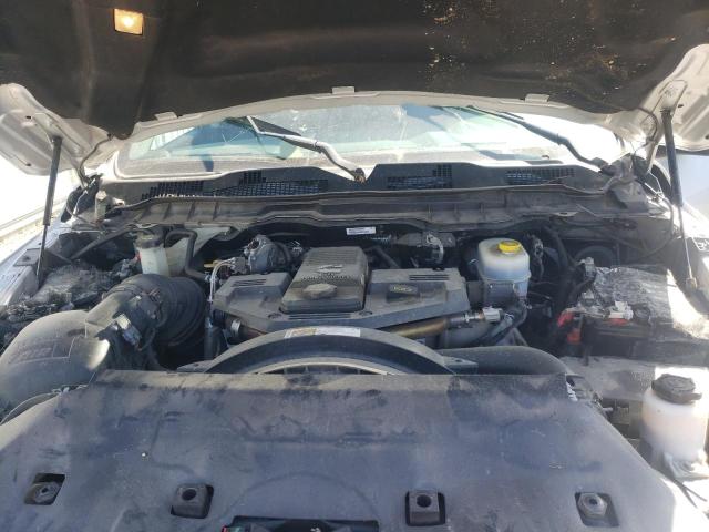 3C6UR5DL7HG584100 - 2017 RAM 2500 SLT Արծաթագույն լուսանկար 11