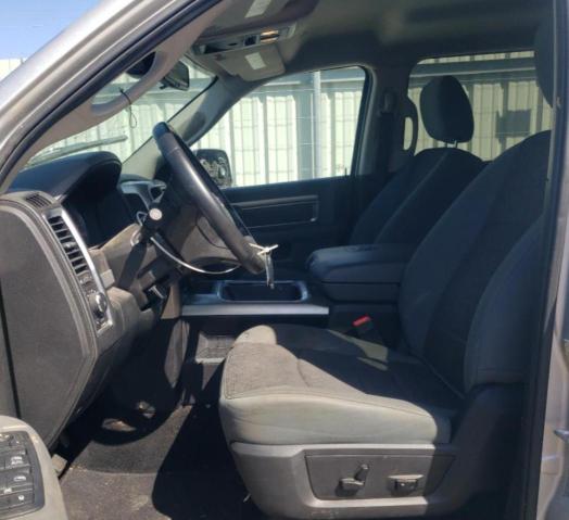 3C6UR5DL7HG584100 - 2017 RAM 2500 SLT Արծաթագույն լուսանկար 7