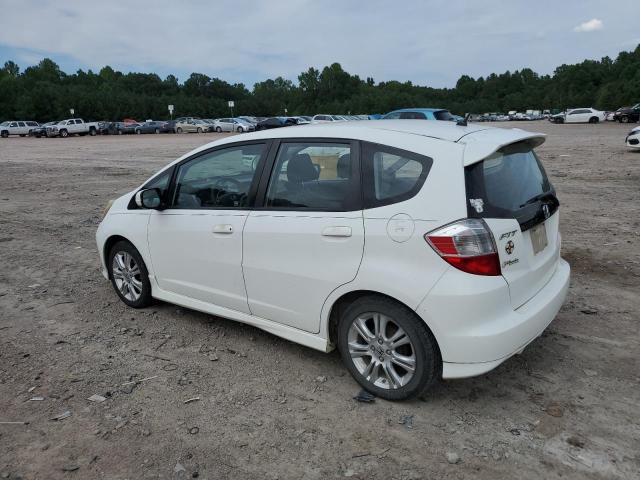 JHMGE87489S069526 - 2009 HONDA FIT SPORT WHITE photo 2