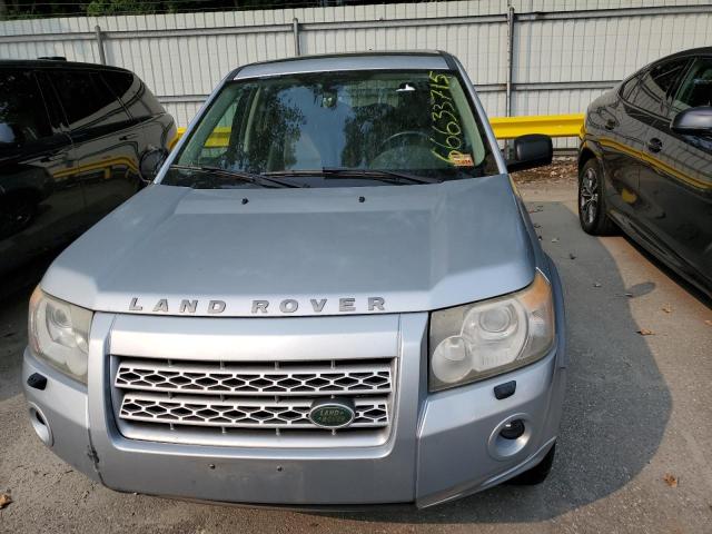 SALFR24N28H084989 - 2008 LAND ROVER LR2 HSE SILVER photo 5