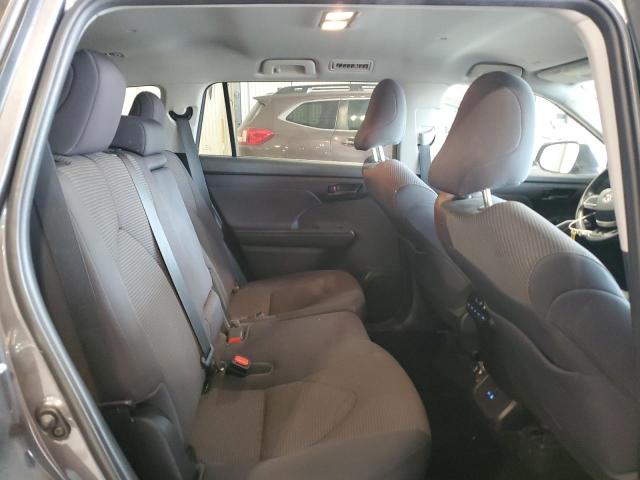 5TDBZRBH4NS580363 - 2022 TOYOTA HIGHLANDER L GRAY photo 11