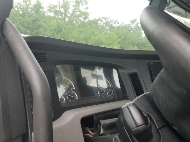 3AKJHLDV1KSKJ7270 - 2019 FREIGHTLINER CASCADIA 1 WHITE photo 8