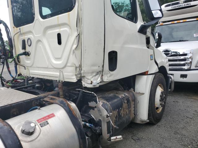3AKJHLDV1KSKJ7270 - 2019 FREIGHTLINER CASCADIA 1 WHITE photo 9