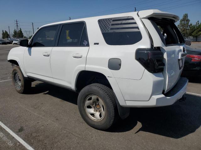 JTEZU5JR2F5088224 - 2015 TOYOTA 4RUNNER SR5 WHITE photo 2