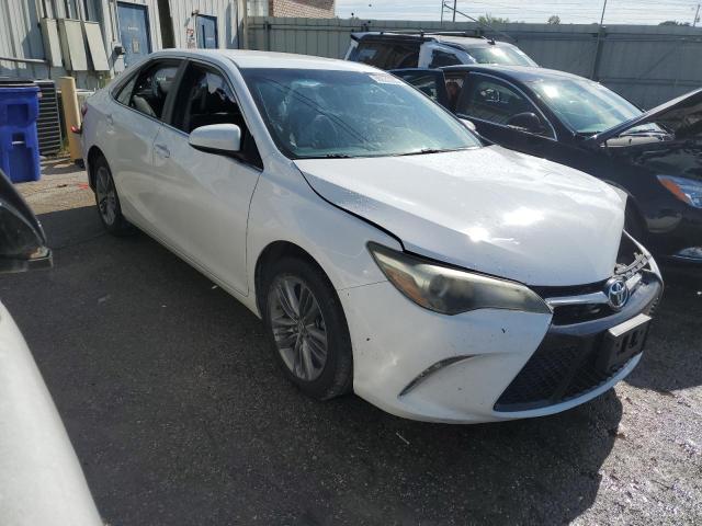 4T1BF1FKXGU502101 - 2016 TOYOTA CAMRY LE WHITE photo 4