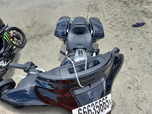 1HD1KBC1XPB679058 - 2023 HARLEY-DAVIDSON FLHX BLACK photo 5