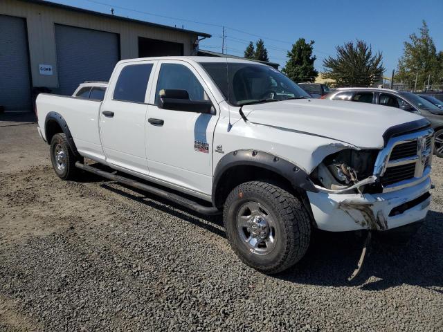 3D7UT2CL8BG541456 - 2011 DODGE RAM 2500 WHITE photo 4