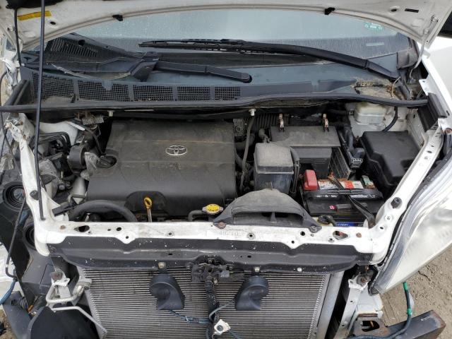 5TDKK3DC3BS017352 - 2011 TOYOTA SIENNA LE WHITE photo 12
