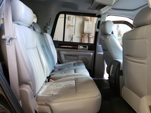 5LMFU27535LJ14018 - 2005 LINCOLN NAVIGATOR შავი ფოტო 11