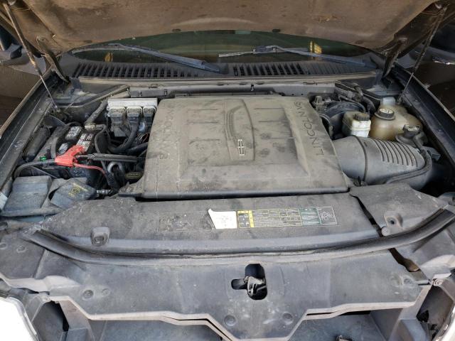 5LMFU27535LJ14018 - 2005 LINCOLN NAVIGATOR შავი ფოტო 12