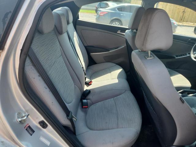 KMHCT4AE6GU960864 - 2016 HYUNDAI ACCENT SE SILVER photo 10