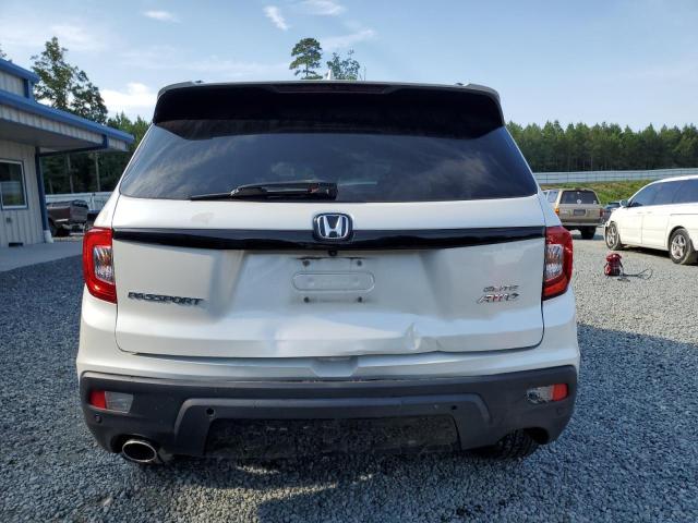 5FNYF8H00LB001109 - 2020 HONDA PASSPORT ELITE WHITE photo 6