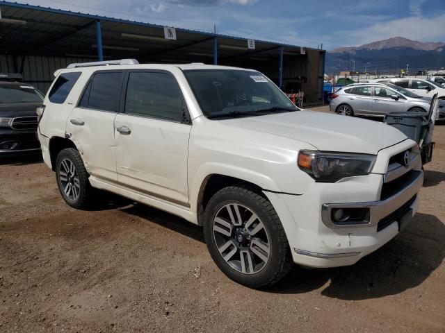 JTEBU5JR2F5274525 - 2015 TOYOTA 4RUNNER SR5/SR5 PREMIUM თეთრი ფოტო 4