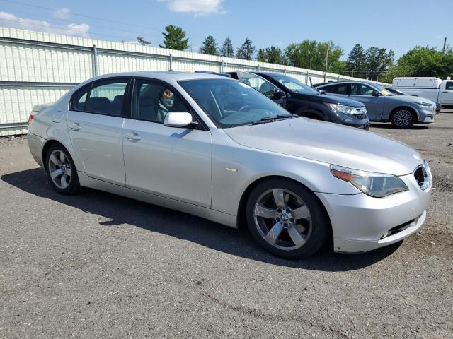 WBANA53565B859609 - 2005 BMW 525 I SILVER photo 4
