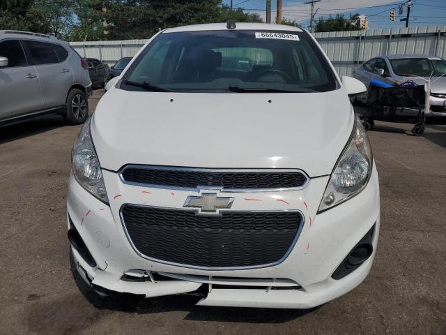 KL8CD6S9XFC746875 - 2015 CHEVROLET SPARK 1LT WHITE photo 5