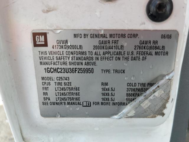 1GCHC23U36F259950 - 2006 CHEVROLET SILVERADO C2500 HEAVY DUTY WHITE photo 12