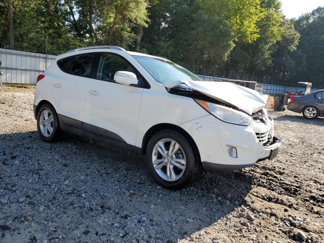 KM8JU3AC5DU619836 - 2013 HYUNDAI TUCSON GLS WHITE photo 4