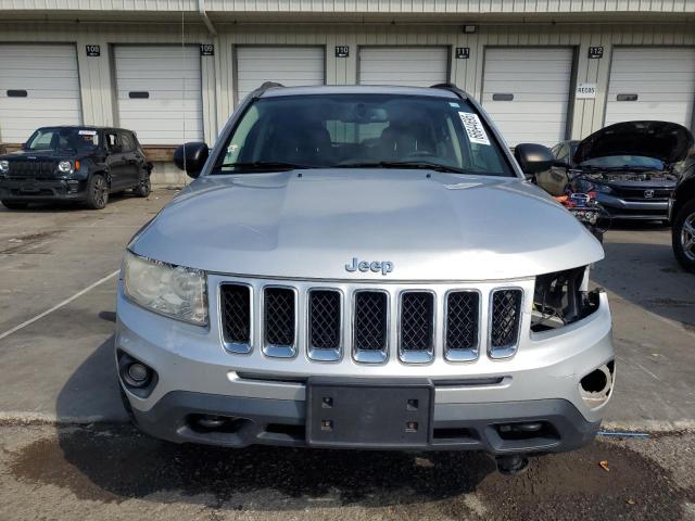 1J4NF1FB6BD231851 - 2011 JEEP COMPASS SPORT 银色 照片 5