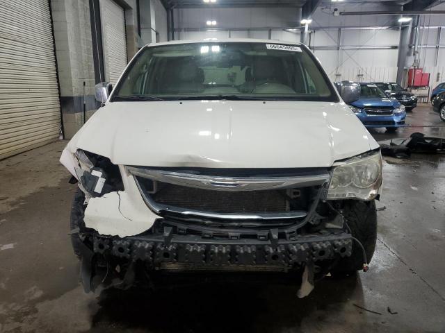 2C4RC1CG2DR509872 - 2013 CHRYSLER TOWN & COU TOURING L WHITE photo 5