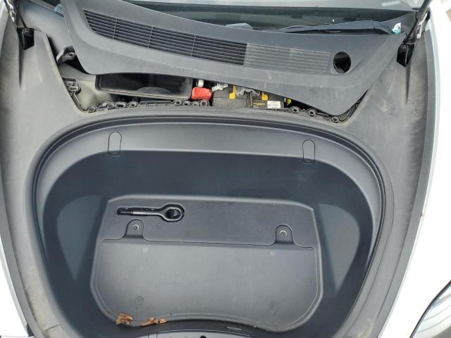 5YJ3E1EA2KF397009 - 2019 TESLA MODEL 3 Білий фото 11