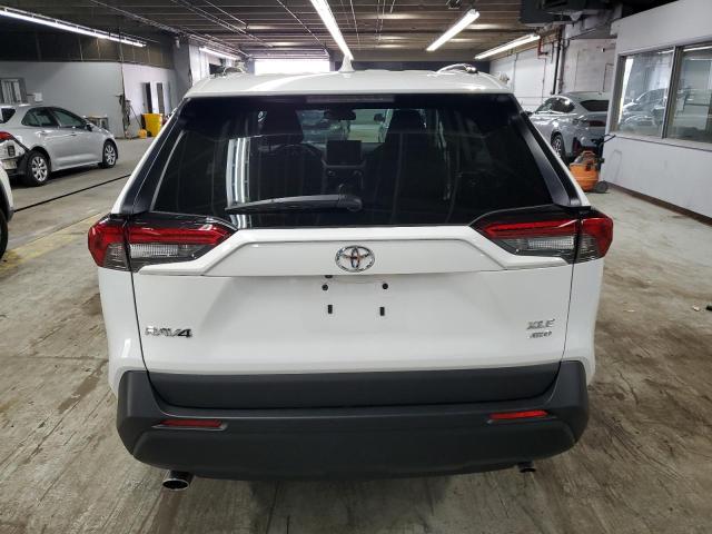 2T3P1RFV8RW463774 - 2024 TOYOTA RAV4 XLE თეთრი ფოტო 6