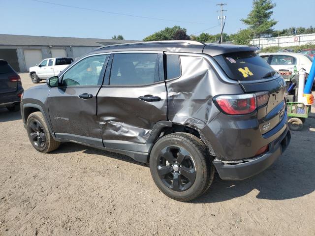 3C4NJDBB5JT252565 - 2018 JEEP COMPASS LATITUDE CHARCOAL photo 2