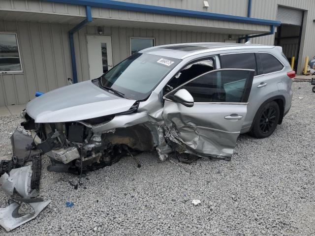 2018 TOYOTA HIGHLANDER SE, 