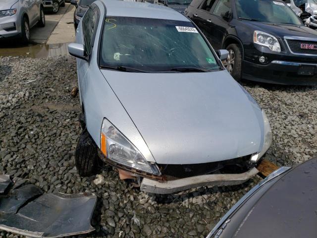 JHMCN36405C007948 - 2005 HONDA ACCORD HYBRID SILVER photo 5