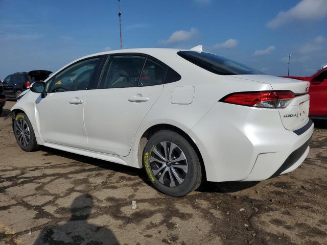 JTDEAMDE4NJ038378 - 2022 TOYOTA COROLLA LE WHITE photo 2