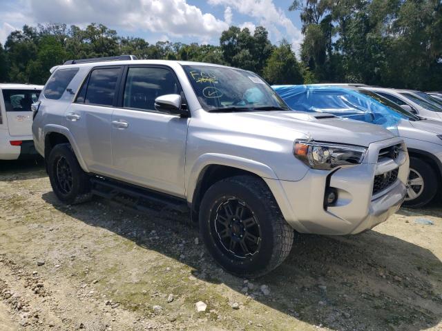 JTEBU5JR6L5737925 - 2020 TOYOTA 4RUNNER SR5/SR5 PREMIUM 银色 照片 4