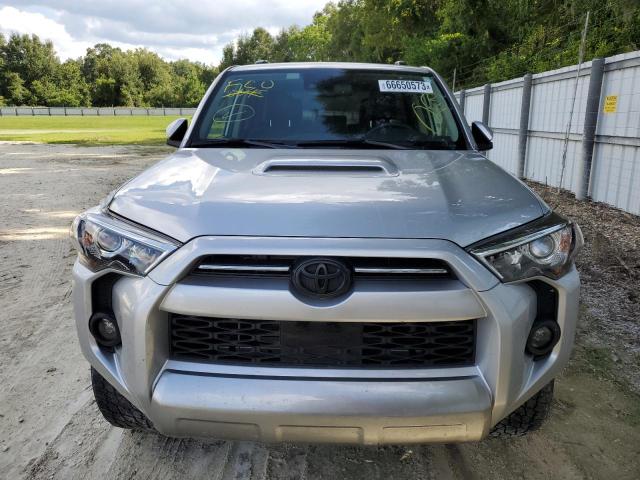 JTEBU5JR6L5737925 - 2020 TOYOTA 4RUNNER SR5/SR5 PREMIUM 银色 照片 5