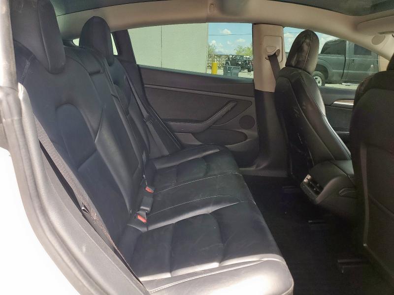 5YJ3E1EB0NF210136 - 2022 TESLA MODEL 3 白色 照片 10