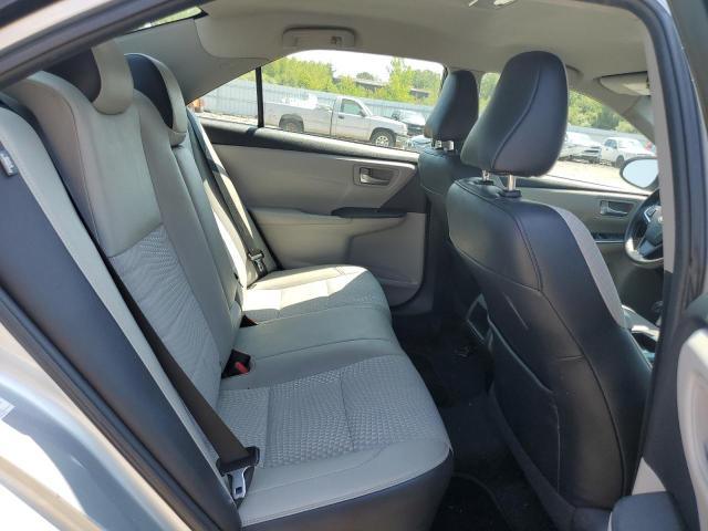 4T1BF1FK5FU970154 - 2015 TOYOTA CAMRY LE GRAY photo 10