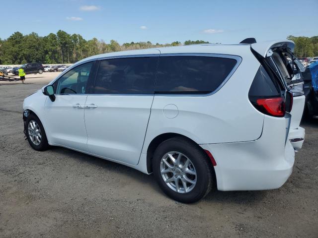 2C4RC1CG5PR564465 - 2023 CHRYSLER VOYAGER LX WHITE photo 2