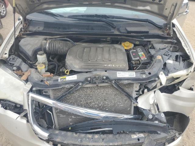 2C4RC1CG0FR520422 - 2015 CHRYSLER TOWN & COU TOURING L GOLD photo 12