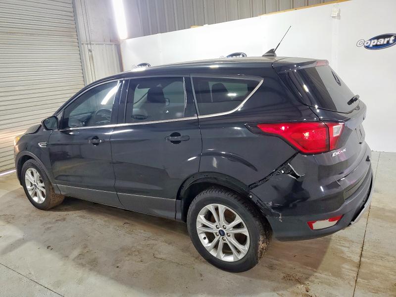 1FMCU0GD7KUB06768 - 2019 FORD ESCAPE SE Siyah fotoğraf 2