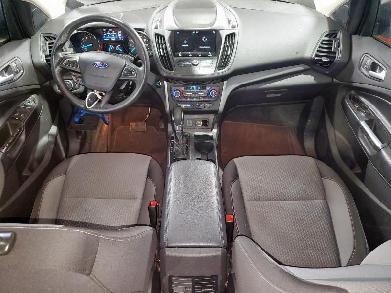 1FMCU0GD7KUB06768 - 2019 FORD ESCAPE SE Siyah fotoğraf 8